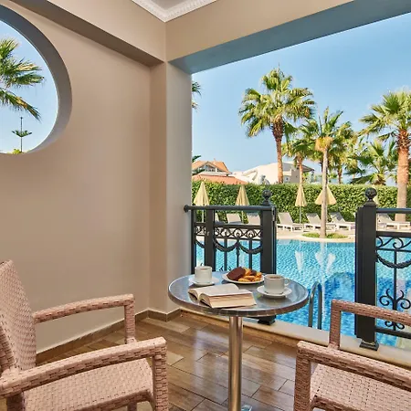 ホテル Palazetto Zakynthos - Adults Only チィリヴィ